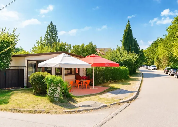 アパート Cozy Nest With Glass Veranda *