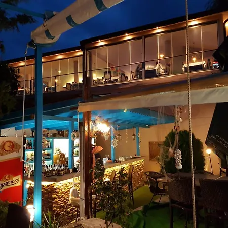 アパート Cozy Nest With Glass Veranda